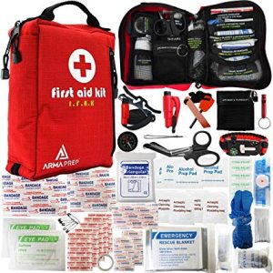 FIRST-AID-KIT-BASIC-BLUE-OR-RED-WITH-VELCRO-STRAPS-1-1-1